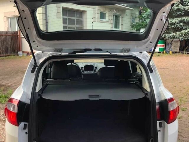 Білий Форд Сі-Макс, об'ємом двигуна 2 л та пробігом 105 тис. км за 8200 $, фото 5 на Automoto.ua