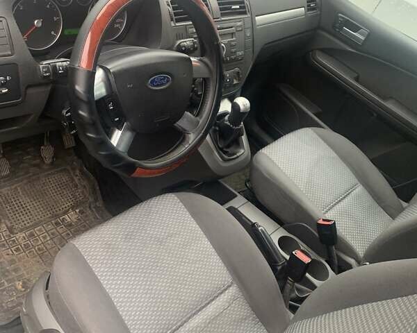 Белый Форд Си-Макс, объемом двигателя 1.6 л и пробегом 333 тыс. км за 3300 $, фото 6 на Automoto.ua