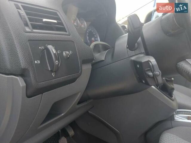 Белый Форд Си-Макс, объемом двигателя 2 л и пробегом 262 тыс. км за 6400 $, фото 17 на Automoto.ua