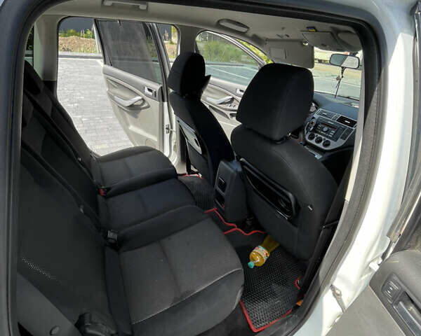 Білий Форд Сі-Макс, об'ємом двигуна 2 л та пробігом 225 тис. км за 4950 $, фото 14 на Automoto.ua