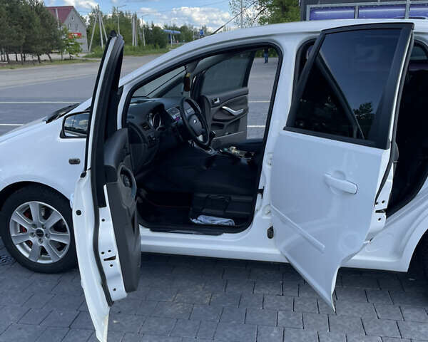 Білий Форд Сі-Макс, об'ємом двигуна 2 л та пробігом 225 тис. км за 4950 $, фото 17 на Automoto.ua
