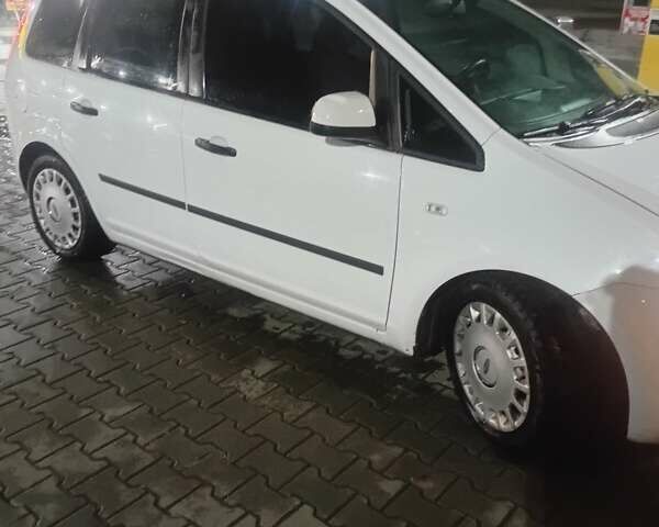 Белый Форд Си-Макс, объемом двигателя 1.56 л и пробегом 275 тыс. км за 5500 $, фото 5 на Automoto.ua