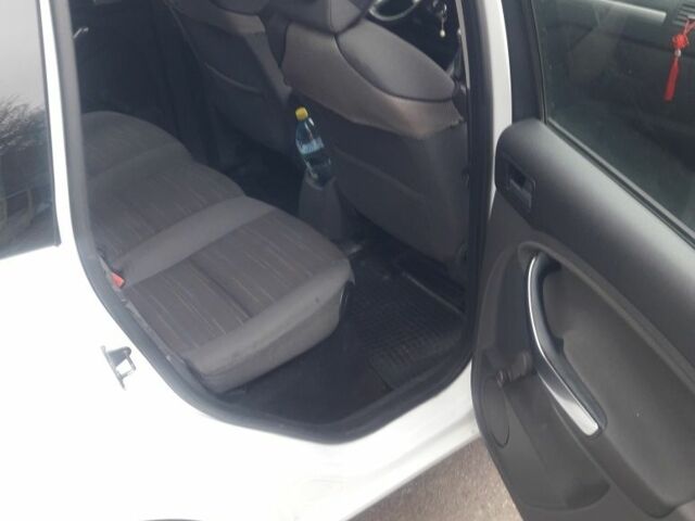 Білий Форд Сі-Макс, об'ємом двигуна 0 л та пробігом 206 тис. км за 6500 $, фото 5 на Automoto.ua