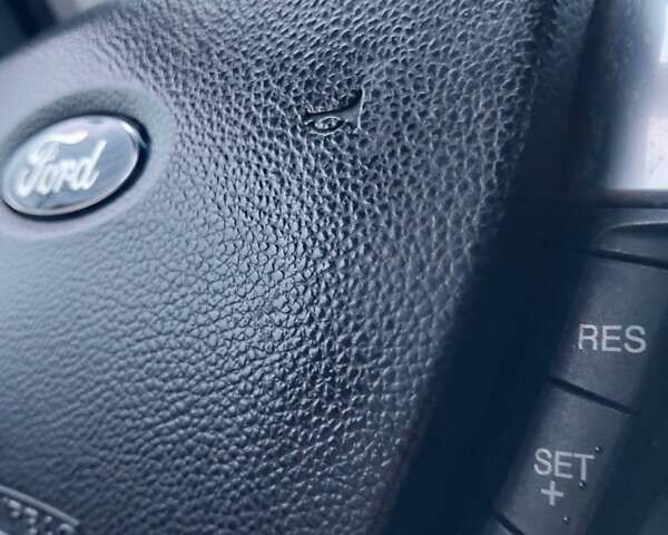 Белый Форд Си-Макс, объемом двигателя 1.6 л и пробегом 261 тыс. км за 3799 $, фото 27 на Automoto.ua