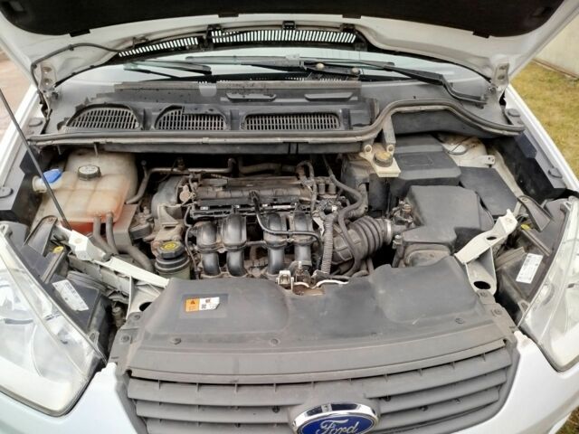 Белый Форд Си-Макс, объемом двигателя 1.6 л и пробегом 271 тыс. км за 6237 $, фото 10 на Automoto.ua