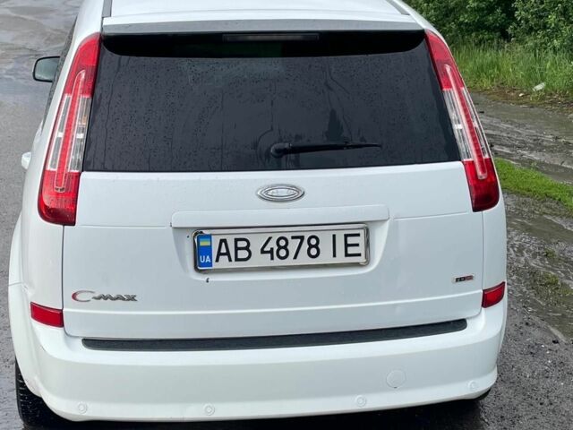 Белый Форд Си-Макс, объемом двигателя 1.6 л и пробегом 330 тыс. км за 5000 $, фото 4 на Automoto.ua