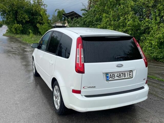 Белый Форд Си-Макс, объемом двигателя 1.6 л и пробегом 330 тыс. км за 5000 $, фото 3 на Automoto.ua