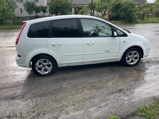 Белый Форд Си-Макс, объемом двигателя 1.6 л и пробегом 330 тыс. км за 5000 $, фото 1 на Automoto.ua