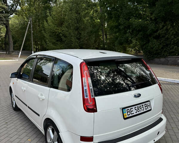 Білий Форд Сі-Макс, об'ємом двигуна 1.6 л та пробігом 300 тис. км за 2999 $, фото 6 на Automoto.ua
