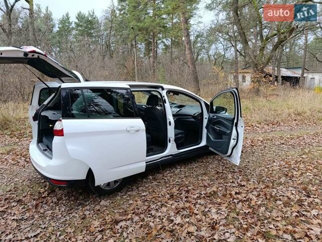 Белый Форд Си-Макс, объемом двигателя 1.6 л и пробегом 296 тыс. км за 8500 $, фото 14 на Automoto.ua