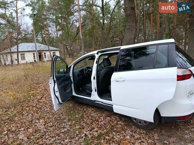 Белый Форд Си-Макс, объемом двигателя 1.6 л и пробегом 296 тыс. км за 8500 $, фото 12 на Automoto.ua