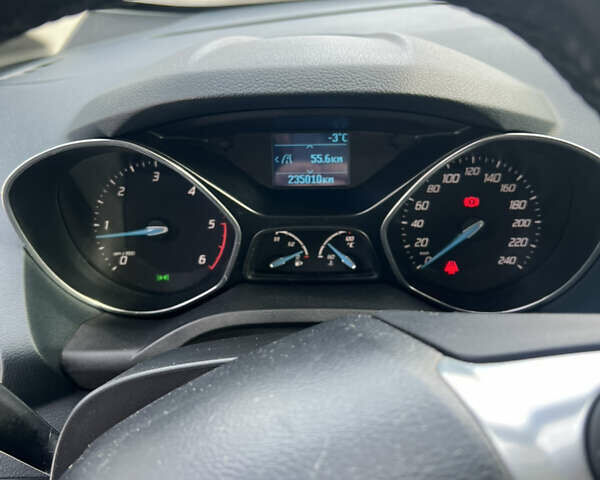 Білий Форд Сі-Макс, об'ємом двигуна 1.56 л та пробігом 235 тис. км за 7400 $, фото 12 на Automoto.ua