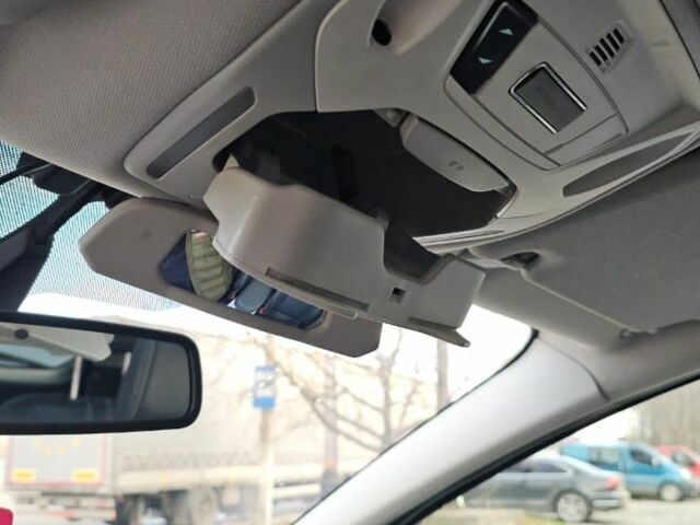 Білий Форд Сі-Макс, об'ємом двигуна 2 л та пробігом 224 тис. км за 8750 $, фото 12 на Automoto.ua