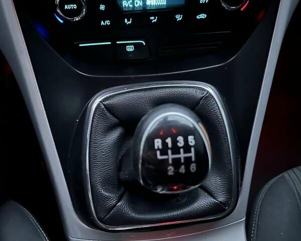 Белый Форд Си-Макс, объемом двигателя 1.6 л и пробегом 250 тыс. км за 8750 $, фото 2 на Automoto.ua