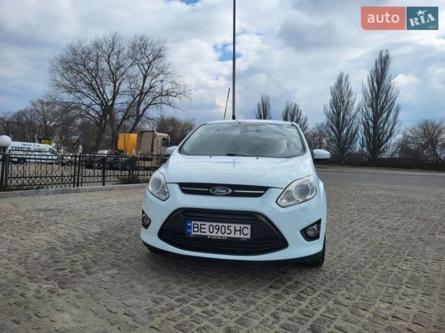 Белый Форд Си-Макс, объемом двигателя 1.6 л и пробегом 246 тыс. км за 8000 $, фото 9 на Automoto.ua