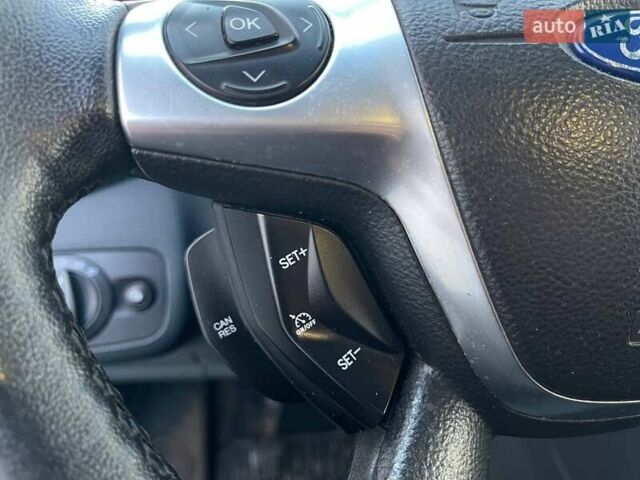 Белый Форд Си-Макс, объемом двигателя 1.6 л и пробегом 250 тыс. км за 6450 $, фото 21 на Automoto.ua