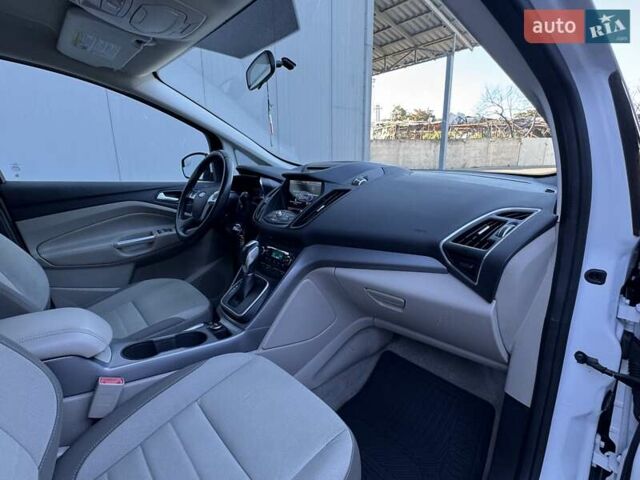 Белый Форд Си-Макс, объемом двигателя 2 л и пробегом 232 тыс. км за 8700 $, фото 35 на Automoto.ua