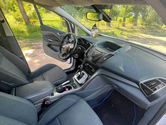 Белый Форд Си-Макс, объемом двигателя 2 л и пробегом 204 тыс. км за 7200 $, фото 3 на Automoto.ua