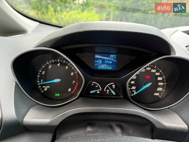 Білий Форд Сі-Макс, об'ємом двигуна 1.6 л та пробігом 224 тис. км за 7990 $, фото 11 на Automoto.ua