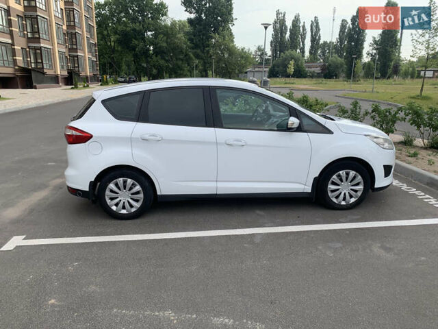 Белый Форд Си-Макс, объемом двигателя 1.6 л и пробегом 200 тыс. км за 8200 $, фото 5 на Automoto.ua