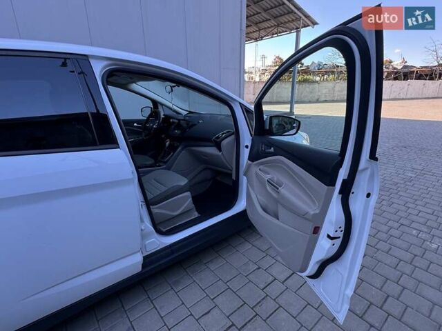 Белый Форд Си-Макс, объемом двигателя 2 л и пробегом 232 тыс. км за 8700 $, фото 66 на Automoto.ua