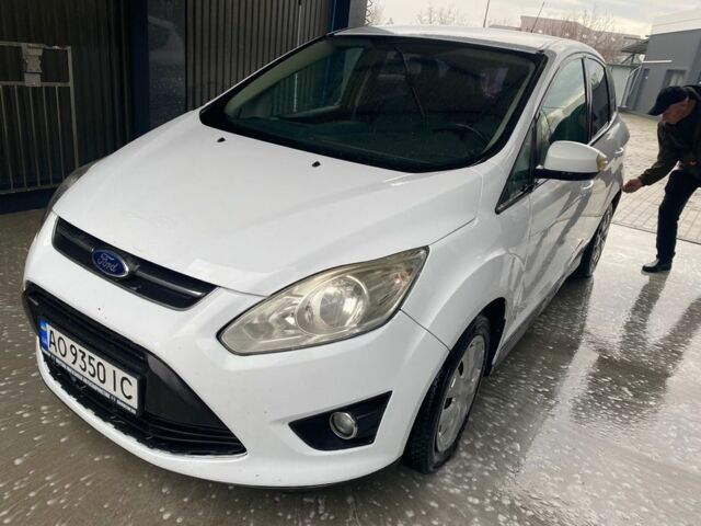 Белый Форд Си-Макс, объемом двигателя 1.6 л и пробегом 300 тыс. км за 6500 $, фото 3 на Automoto.ua