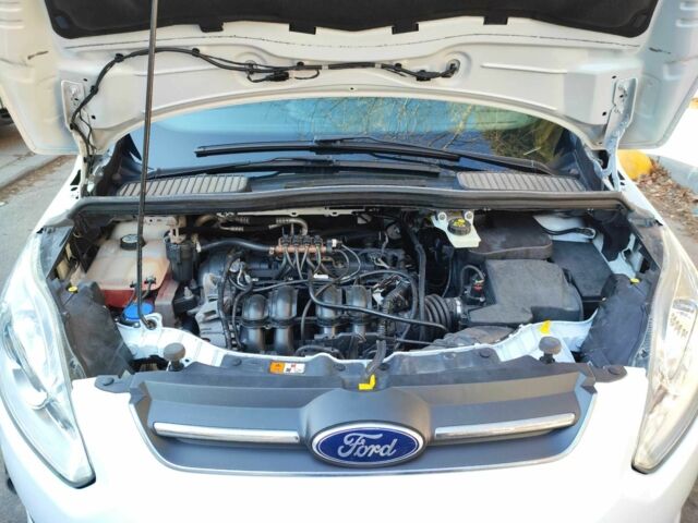 Белый Форд Си-Макс, объемом двигателя 1.6 л и пробегом 181 тыс. км за 7500 $, фото 9 на Automoto.ua