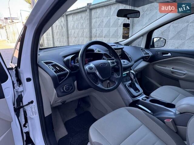 Белый Форд Си-Макс, объемом двигателя 2 л и пробегом 232 тыс. км за 8700 $, фото 36 на Automoto.ua