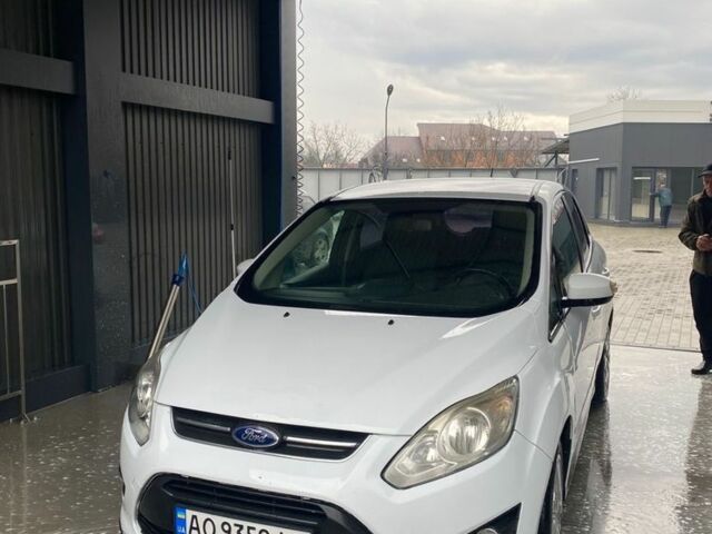 Белый Форд Си-Макс, объемом двигателя 1.6 л и пробегом 300 тыс. км за 6500 $, фото 2 на Automoto.ua