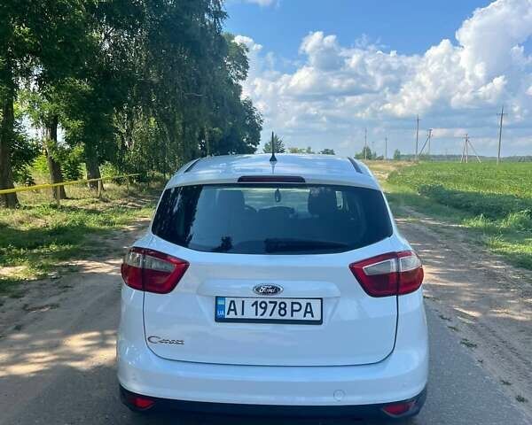 Белый Форд Си-Макс, объемом двигателя 2 л и пробегом 203 тыс. км за 7600 $, фото 4 на Automoto.ua