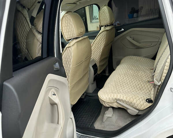 Білий Форд Сі-Макс, об'ємом двигуна 2 л та пробігом 222 тис. км за 11000 $, фото 15 на Automoto.ua