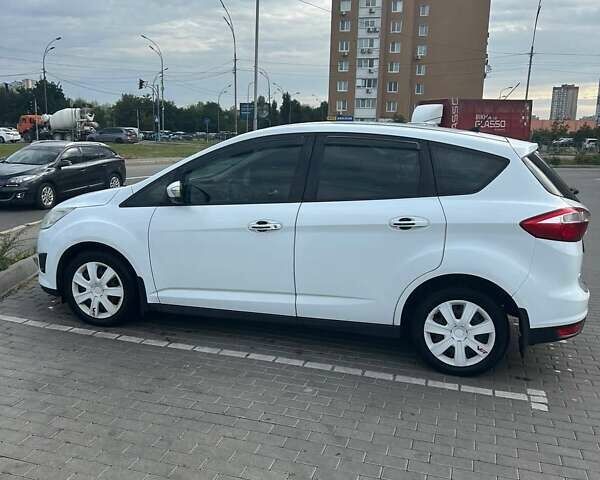 Белый Форд Си-Макс, объемом двигателя 1 л и пробегом 191 тыс. км за 6800 $, фото 2 на Automoto.ua
