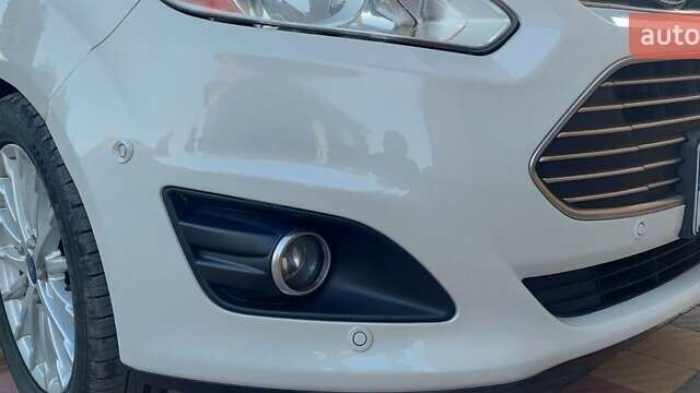 Белый Форд Си-Макс, объемом двигателя 2 л и пробегом 157 тыс. км за 12300 $, фото 7 на Automoto.ua