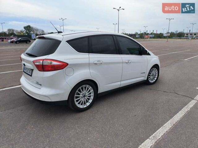 Белый Форд Си-Макс, объемом двигателя 2 л и пробегом 103 тыс. км за 11999 $, фото 9 на Automoto.ua