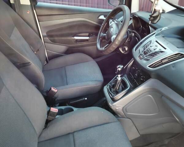 Белый Форд Си-Макс, объемом двигателя 1 л и пробегом 210 тыс. км за 6000 $, фото 15 на Automoto.ua