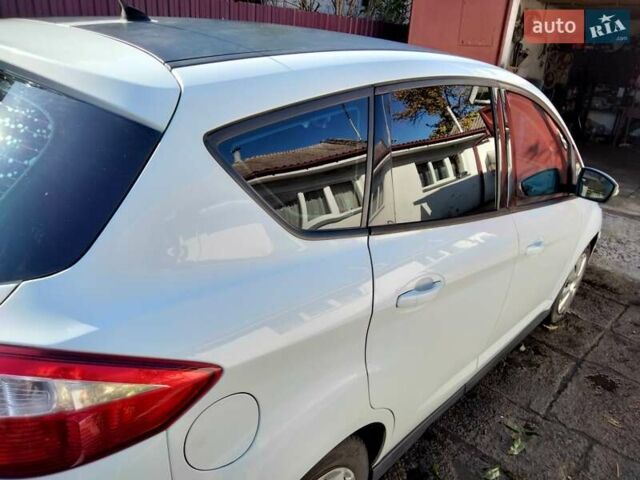 Белый Форд Си-Макс, объемом двигателя 1 л и пробегом 210 тыс. км за 6000 $, фото 2 на Automoto.ua