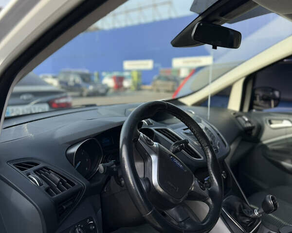 Білий Форд Сі-Макс, об'ємом двигуна 1.56 л та пробігом 311 тис. км за 7500 $, фото 11 на Automoto.ua