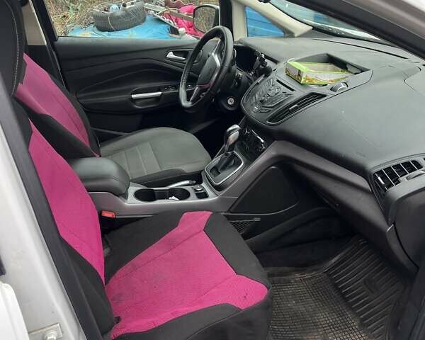 Белый Форд Си-Макс, объемом двигателя 2 л и пробегом 240 тыс. км за 8800 $, фото 12 на Automoto.ua