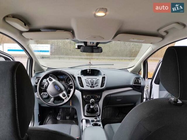 Белый Форд Си-Макс, объемом двигателя 1.56 л и пробегом 235 тыс. км за 9500 $, фото 9 на Automoto.ua