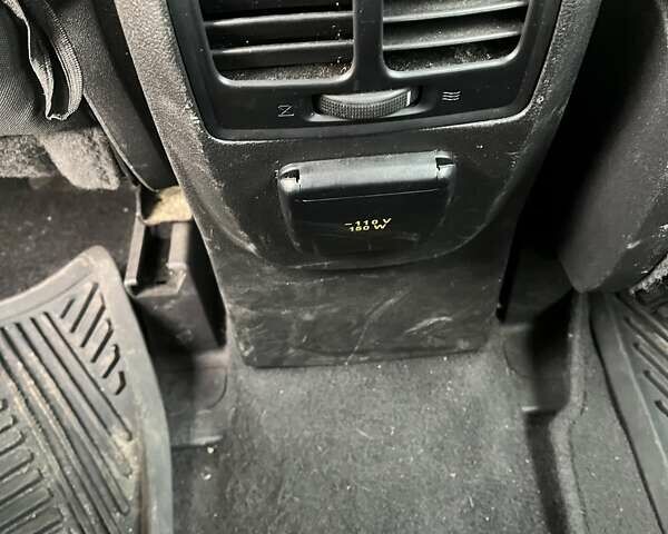 Белый Форд Си-Макс, объемом двигателя 2 л и пробегом 240 тыс. км за 8800 $, фото 24 на Automoto.ua