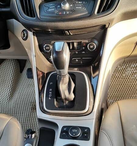 Белый Форд Си-Макс, объемом двигателя 2 л и пробегом 225 тыс. км за 12500 $, фото 5 на Automoto.ua