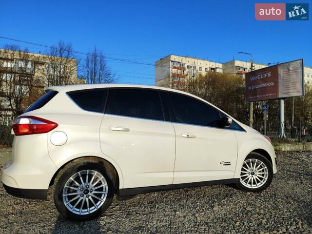 Білий Форд Сі-Макс, об'ємом двигуна 2 л та пробігом 230 тис. км за 11000 $, фото 4 на Automoto.ua