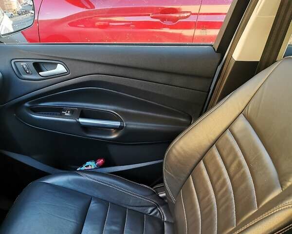 Білий Форд Сі-Макс, об'ємом двигуна 2 л та пробігом 191 тис. км за 12500 $, фото 7 на Automoto.ua