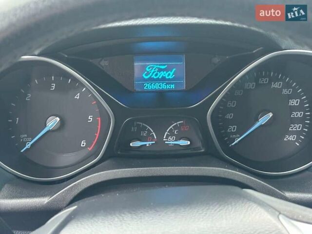 Білий Форд Сі-Макс, об'ємом двигуна 1.6 л та пробігом 265 тис. км за 9800 $, фото 16 на Automoto.ua