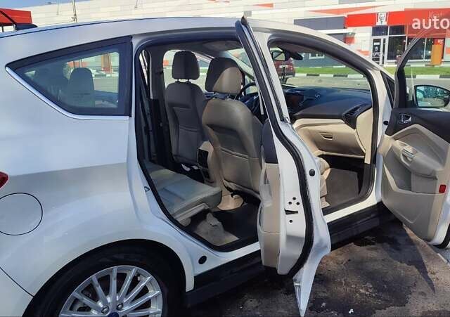 Белый Форд Си-Макс, объемом двигателя 2 л и пробегом 285 тыс. км за 12900 $, фото 15 на Automoto.ua