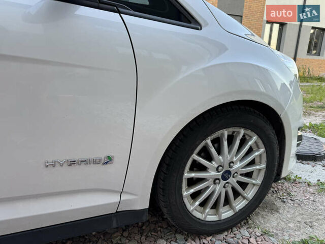 Білий Форд Сі-Макс, об'ємом двигуна 2 л та пробігом 153 тис. км за 13200 $, фото 12 на Automoto.ua
