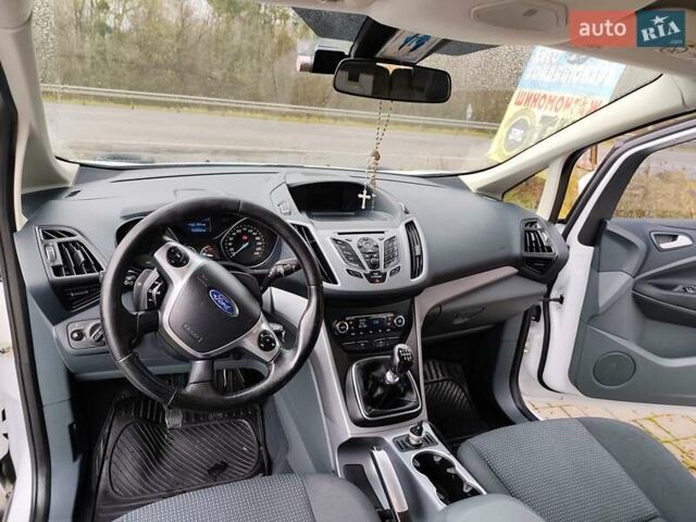 Белый Форд Си-Макс, объемом двигателя 1.56 л и пробегом 235 тыс. км за 9500 $, фото 10 на Automoto.ua