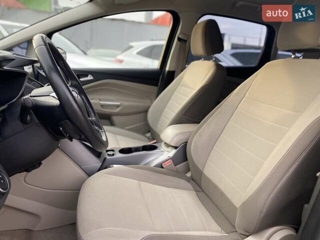 Белый Форд Си-Макс, объемом двигателя 2 л и пробегом 161 тыс. км за 9990 $, фото 6 на Automoto.ua