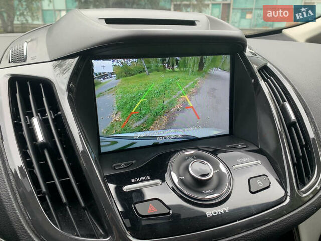 Белый Форд Си-Макс, объемом двигателя 2 л и пробегом 105 тыс. км за 13000 $, фото 15 на Automoto.ua
