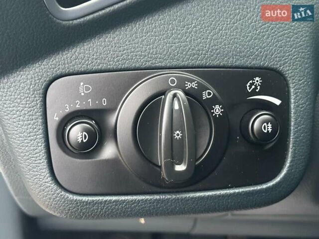 Білий Форд Сі-Макс, об'ємом двигуна 1.6 л та пробігом 265 тис. км за 9800 $, фото 15 на Automoto.ua